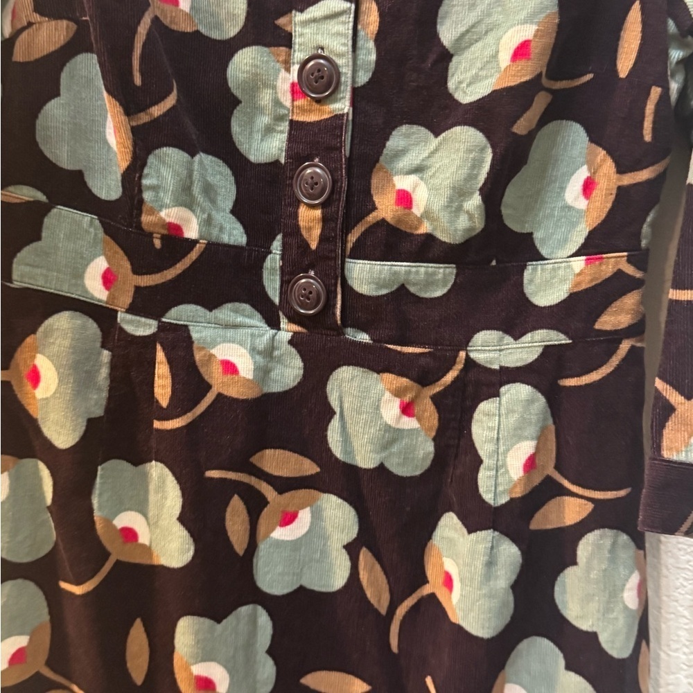 BODEN corduroy floral print dress. Size 6 Regular brown green, work wear, brunch - Picture 3 of 9